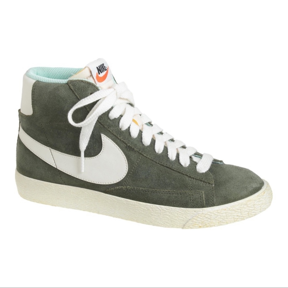 Suede Nike Blazer Mid ‘77 - women’s 8.5